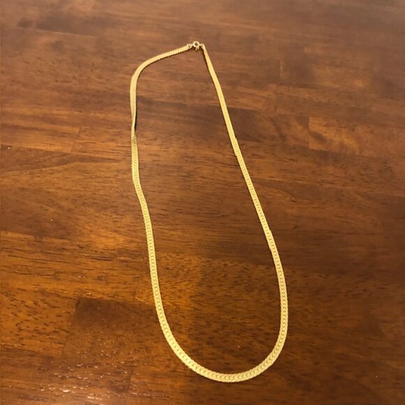 Vintage Gold Tone Long Chain. - Picture 12 of 12